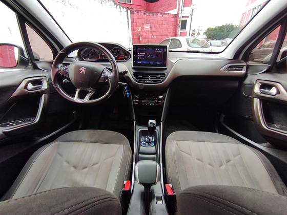 PEUGEOT 2008 1.6 16V FLEX GRIFFE 4P AUTOMÁTICO PEUGEOT 2008 1.6 16V FLEX GRIFFE 4P AUTOMÁTICO
